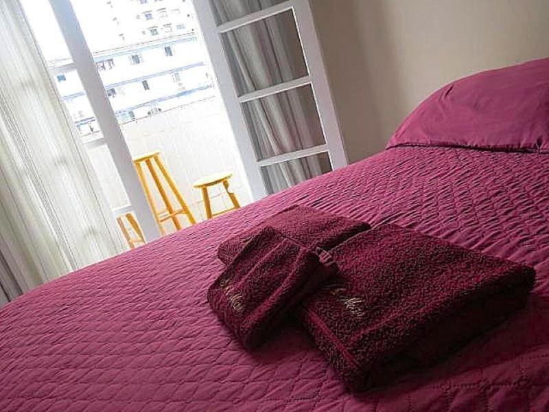 113 Canto Do Forte - 1Dorm - 200 M Da Praia E 20M Dos Bares E Restaurantes - Estacionamento Gratuito E Wi Fi , Tv A Cabo Прая-Гранді Екстер'єр фото